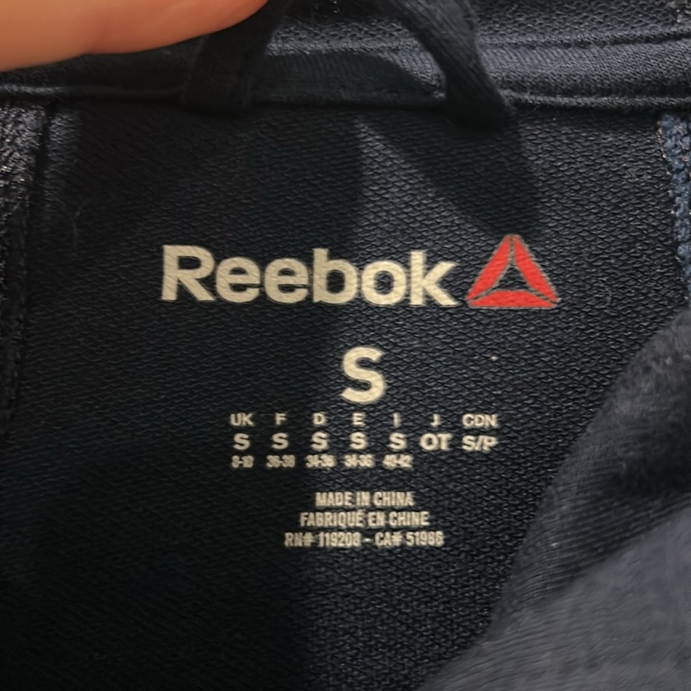NWOT Reebok Women’s Navy Performance Jacket UFC walkout jacket sz S NEW - Picture 2 of 5